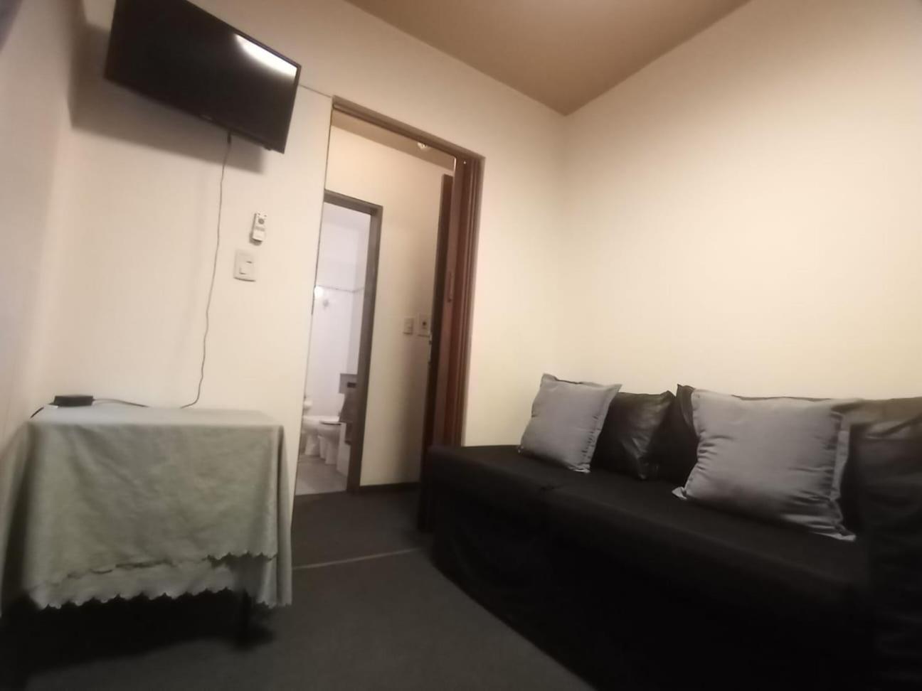 Hostel & Spa Mediterranea Córdoba Luaran gambar