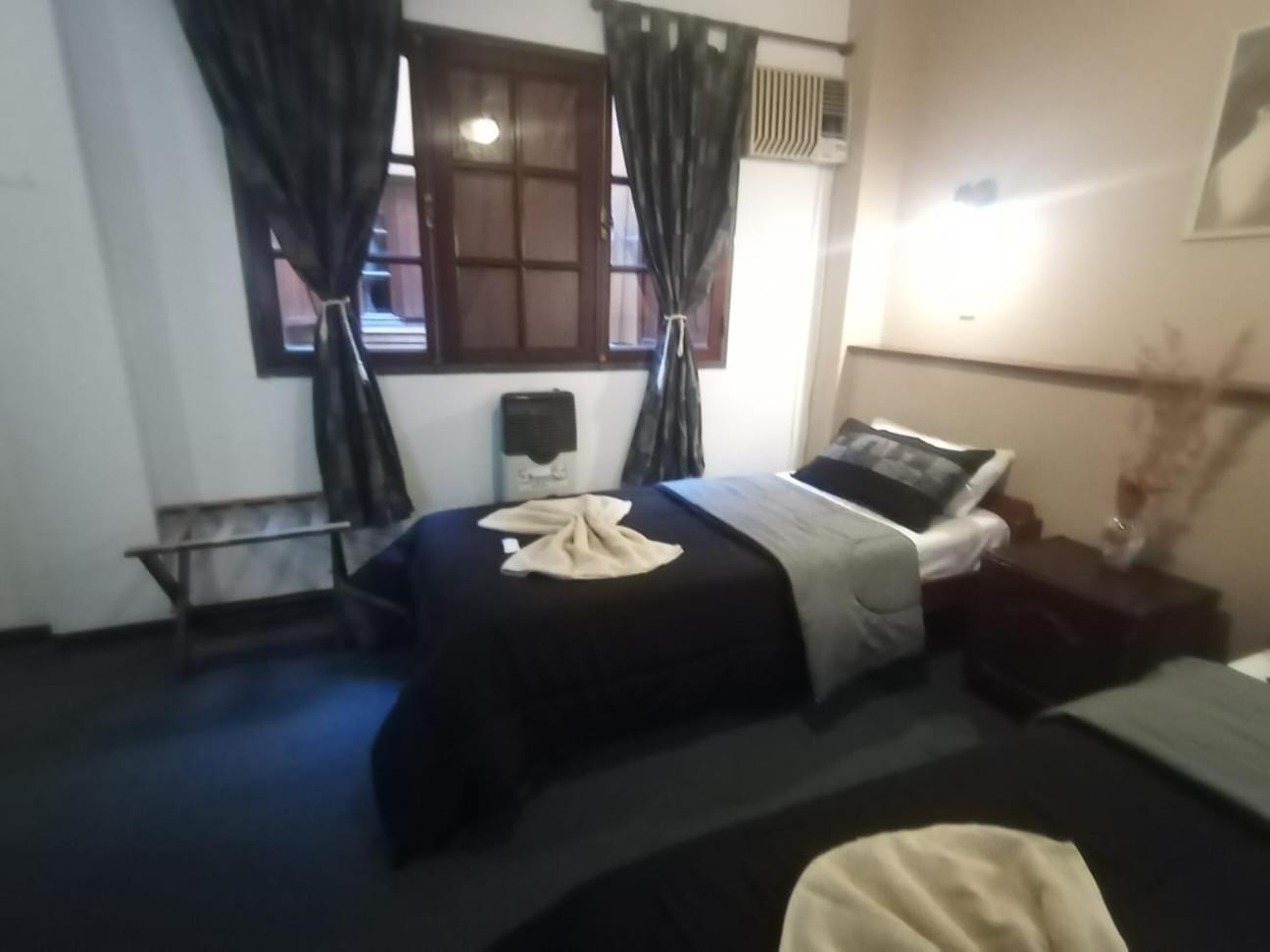 Hostel & Spa Mediterranea Córdoba Luaran gambar